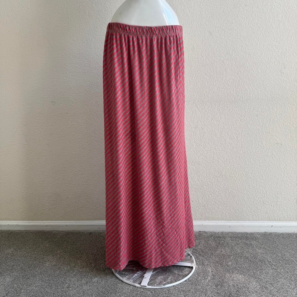 María Gabrielle Pink & grey diagonal striped maxi skirt size 2XL